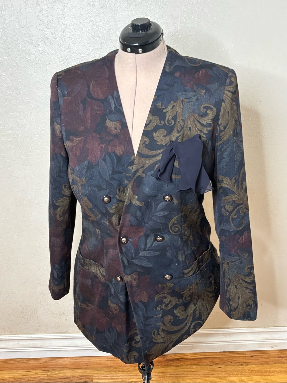 Le Suit Double-Breasted Floral Jacquard Blazer in Navy, Olive & Burgundy
